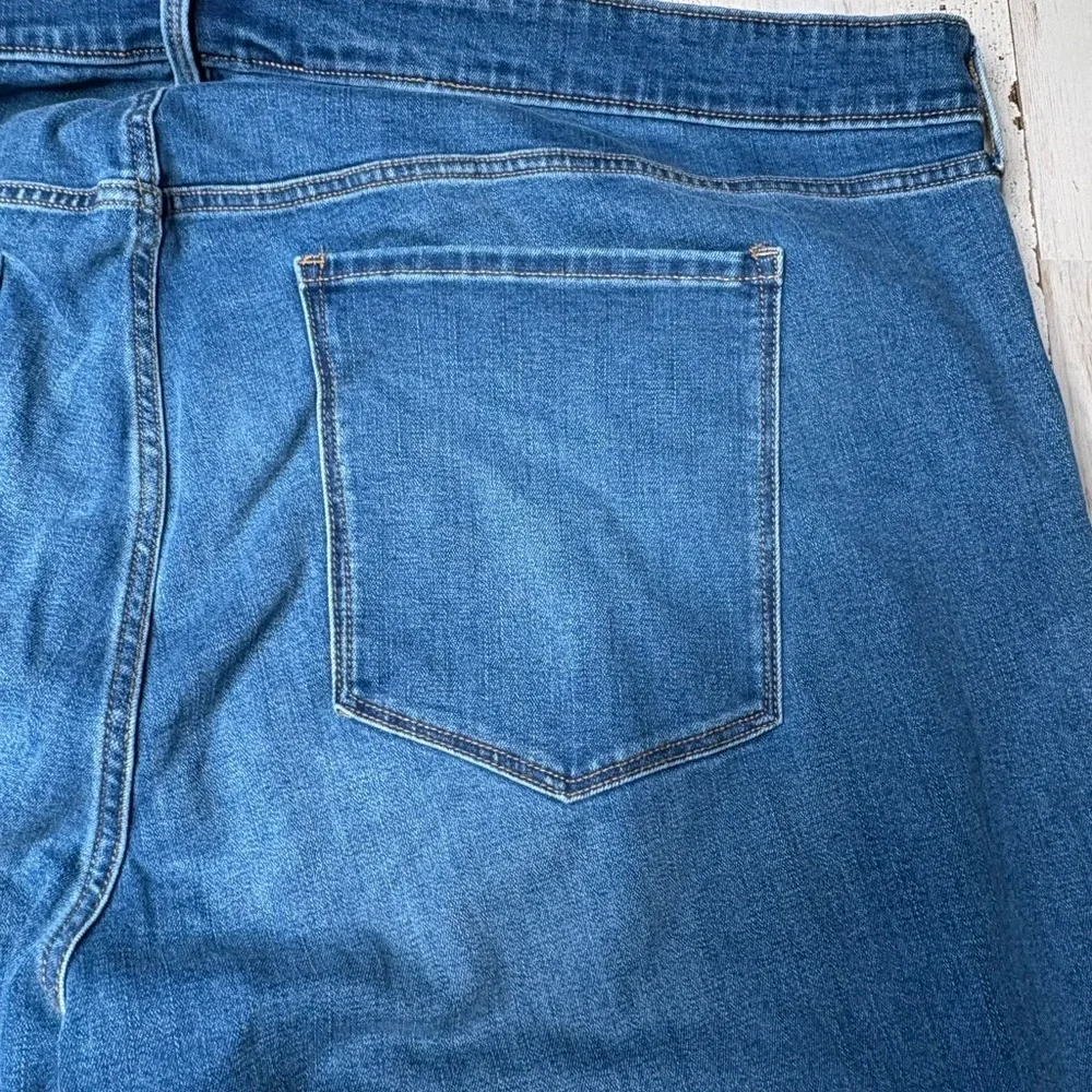 Old Navy Women's Jeans Plus Size 30 Power Slim Straight Mid Rise Medium Wash - Picture 13 of 14